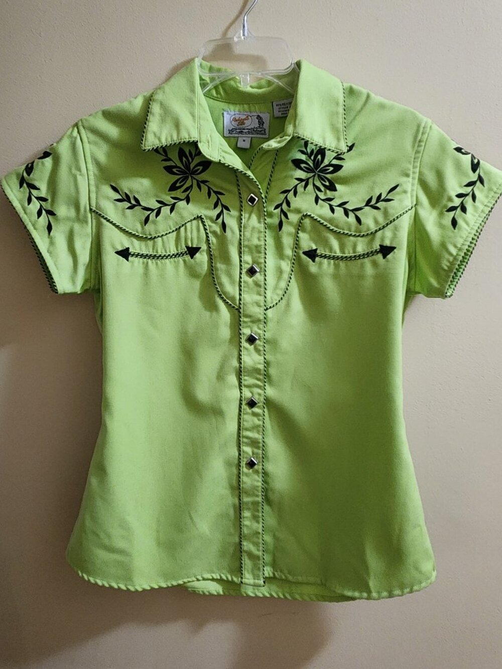 Fun and Flattering Western style Button-Down